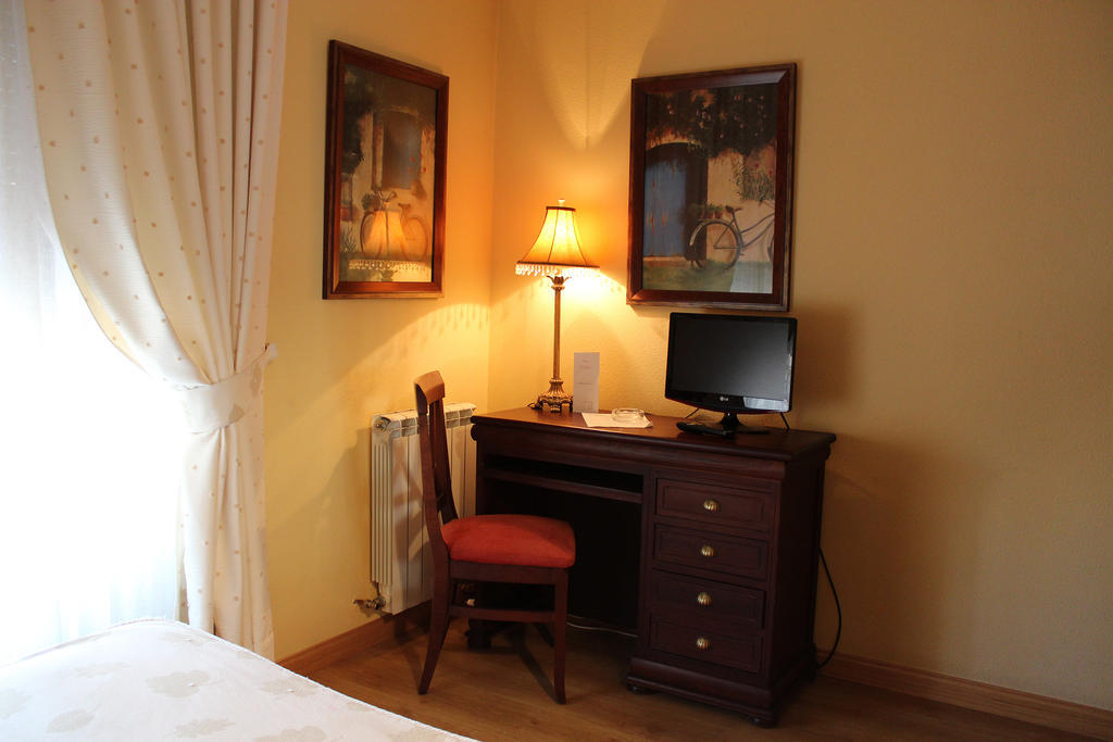 DC Mesones 21 Hotel Lerma Værelse billede